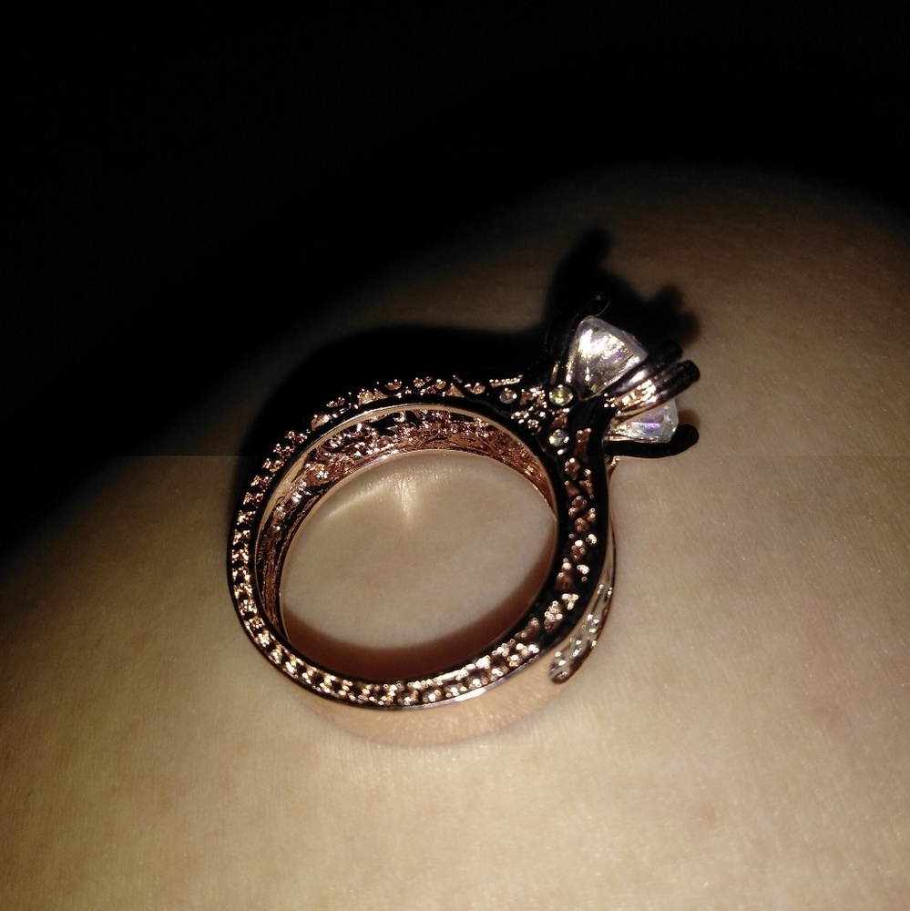 Rose gold ring
